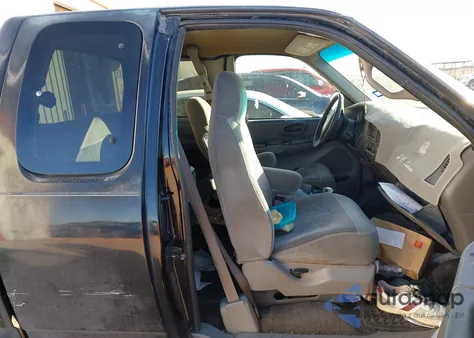 1999 Ford F-150 Lariat/Work Series/Xl/Xlt from USA, damaged, VIN 1FTRX07W2XKA02506